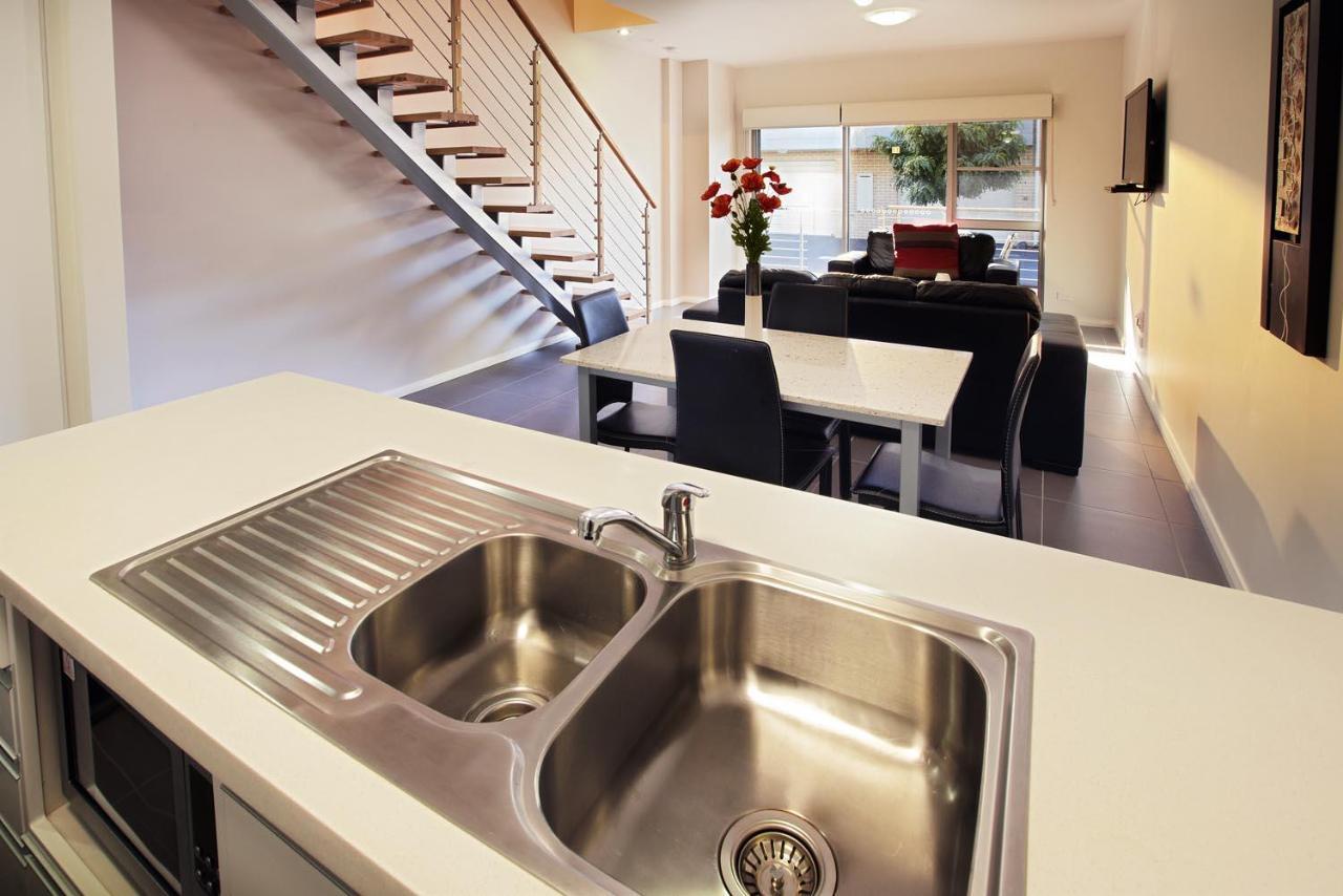 Charlestown Executive Apartments Нюкасъл Екстериор снимка