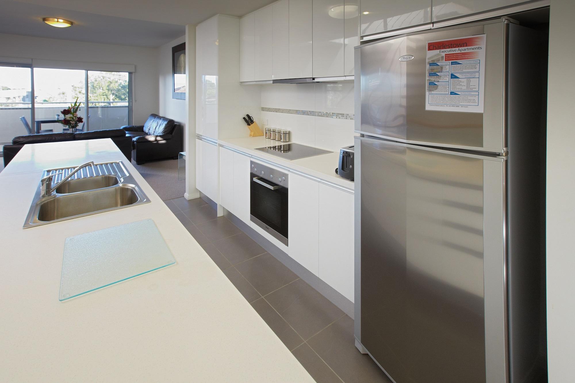 Charlestown Executive Apartments Нюкасъл Екстериор снимка