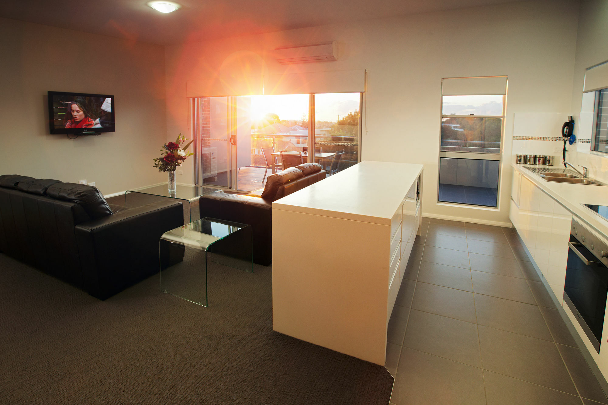 Charlestown Executive Apartments Нюкасъл Екстериор снимка